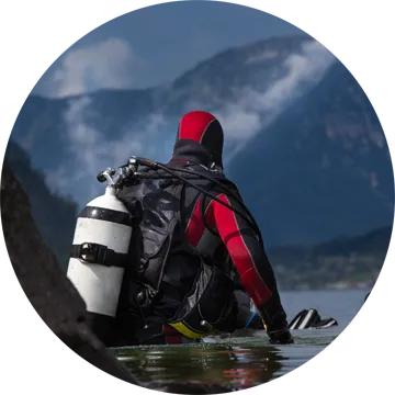 diving in the canyon between europe and america